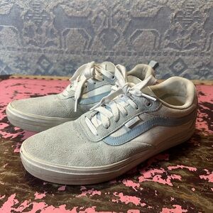 Women’s Skate Kyle Walker VANS baby blue sz 9